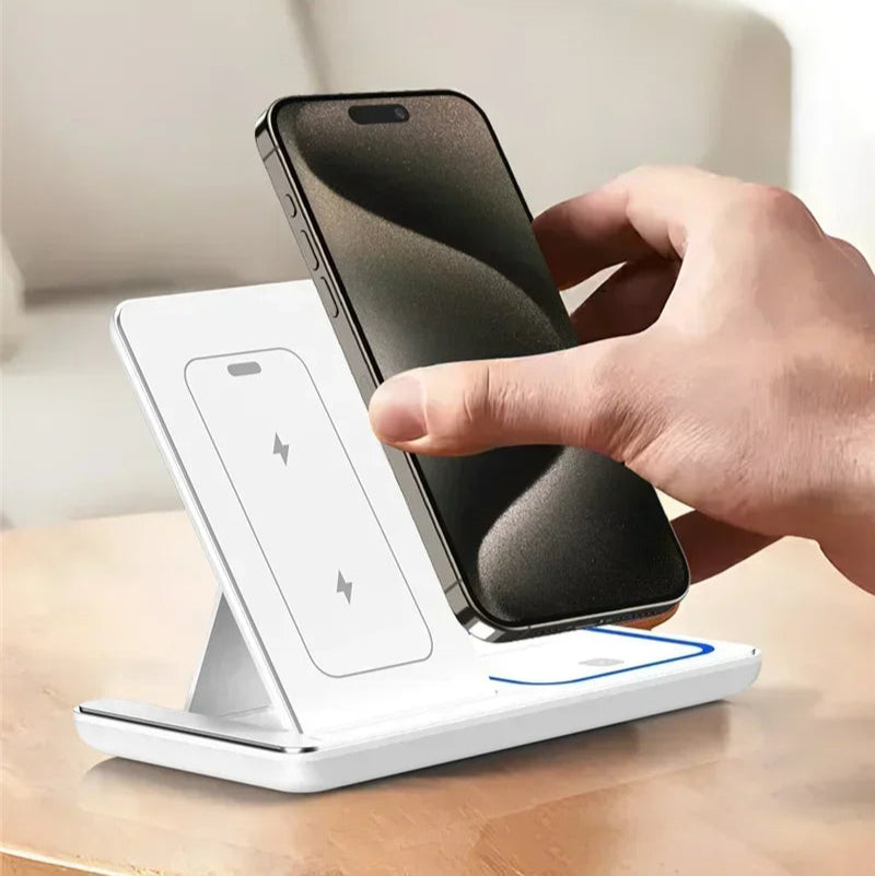 GlowCharge Trio Dock